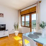 Apartment Marin Two *