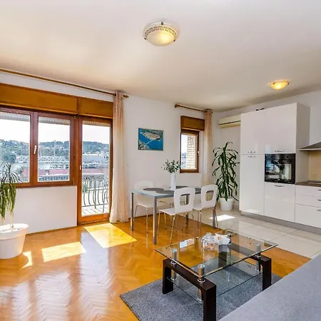 Apartment Marin Two